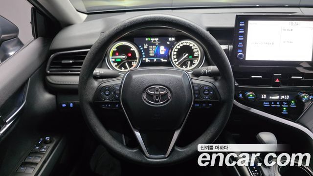 Toyota Camry 2024 — photo 19