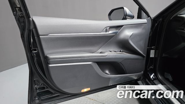 Toyota Camry 2024 — photo 14