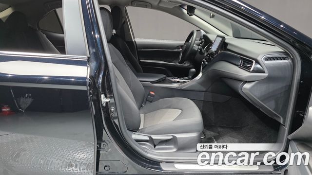 Toyota Camry 2024 — photo 16