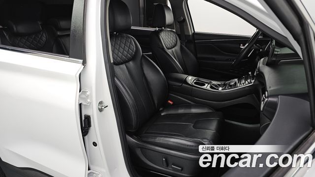 Hyundai Santafe 2021 — photo 17