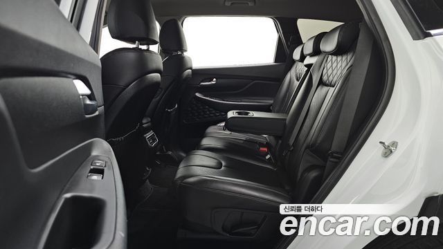 Hyundai Santafe 2021 — photo 18
