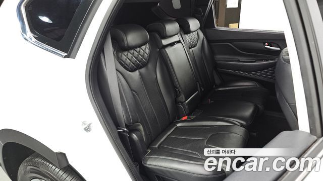 Hyundai Santafe 2021 — photo 16