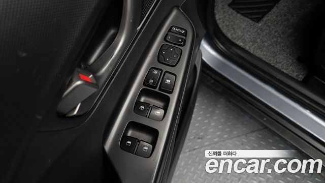 Hyundai Kona 2019 — photo 16