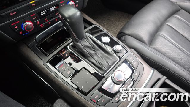 Audi A6 2018 — photo 12