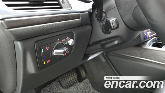 Audi A6 2018 — photo 24