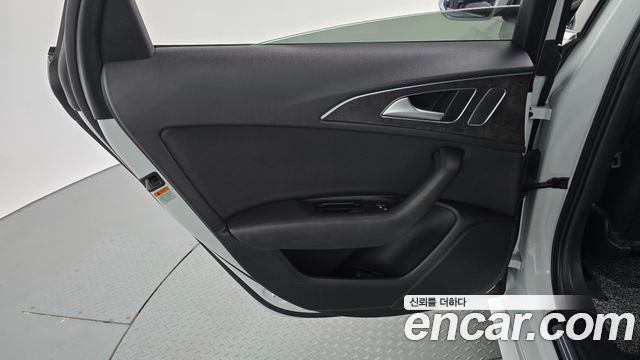 Audi A6 2018 — photo 15