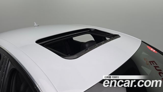 Audi A6 2018 — photo 27