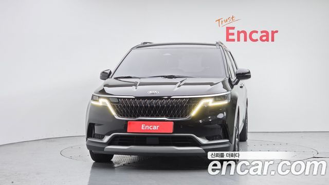 Kia Canival 2021 — photo 3