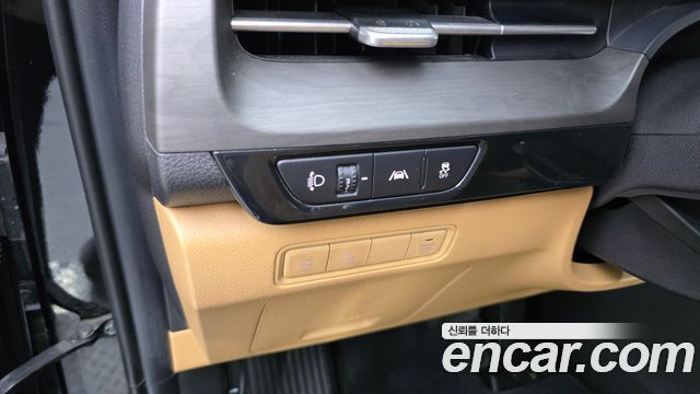 Kia Canival 2021 — photo 12
