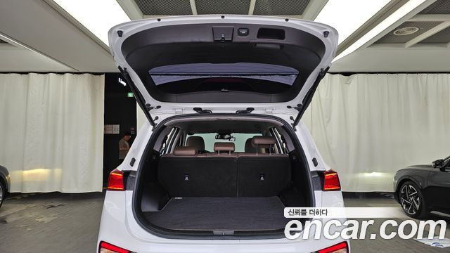 Hyundai Santafe 2019 — photo 26