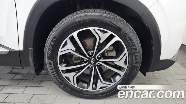 Hyundai Santafe 2019 — photo 7