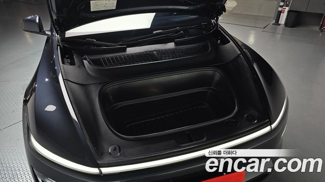 Tesla Model Y 2025 — photo 6