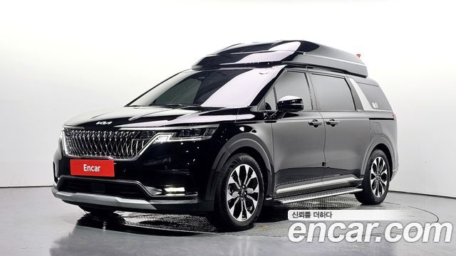 Kia Canival 2023 — photo 1