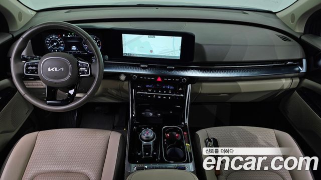 Kia Canival 2023 — photo 10