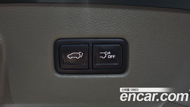 Kia Canival 2023 — photo 23