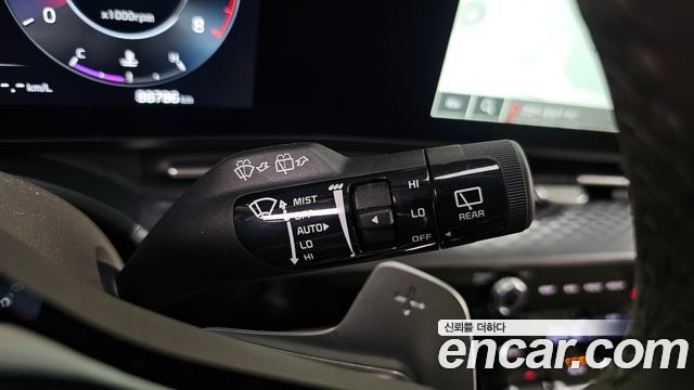 Kia Canival 2023 — photo 29