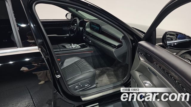 Genesis G90 2023 — photo 17