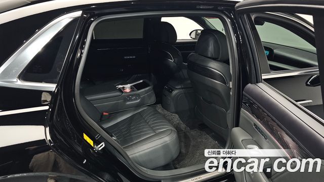 Genesis G90 2023 — photo 18