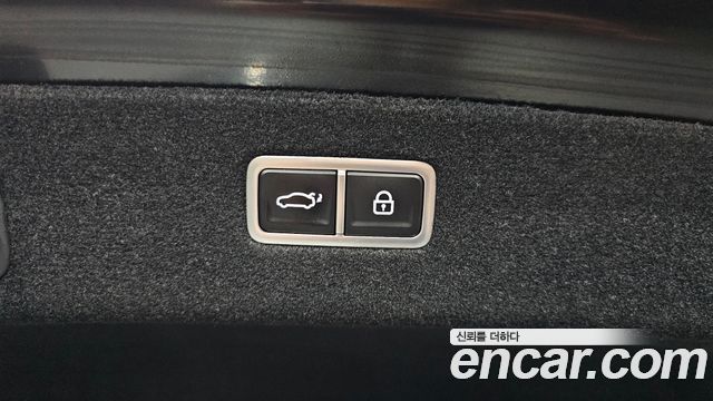 Genesis G90 2023 — photo 26