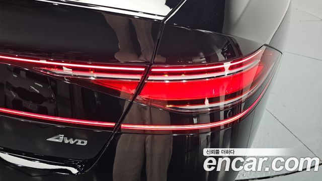 Genesis G90 2023 — photo 9