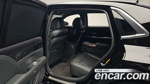 Genesis G90 2023 — photo 16