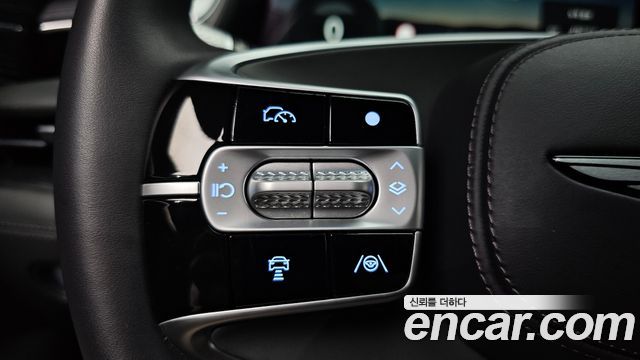 Genesis G90 2023 — photo 32