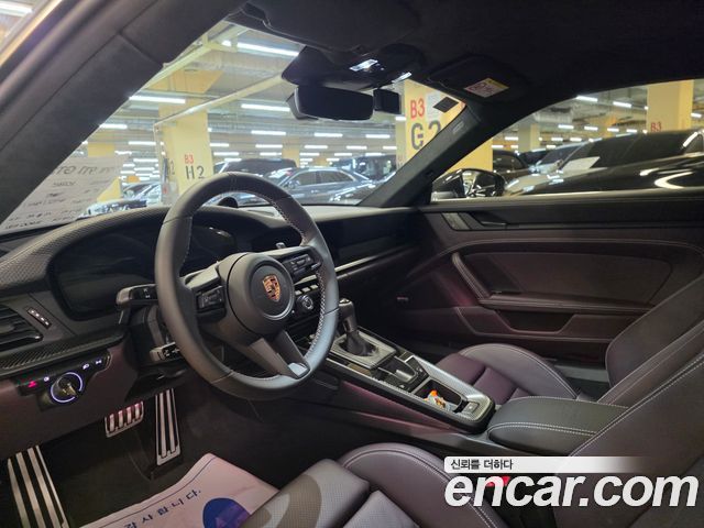 Porsche 911 2025 — photo 3