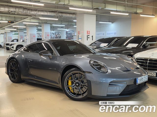 Porsche 911 2025 — photo 19