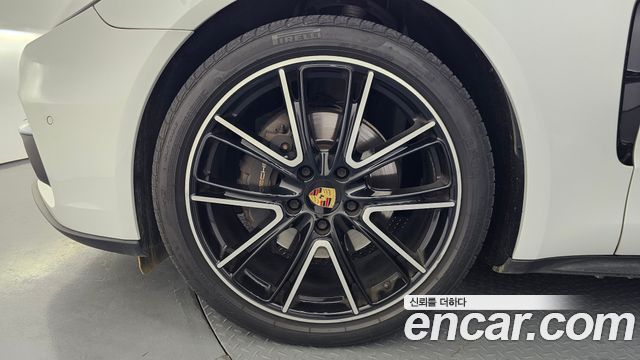 Porsche Panamera 2018 — photo 5