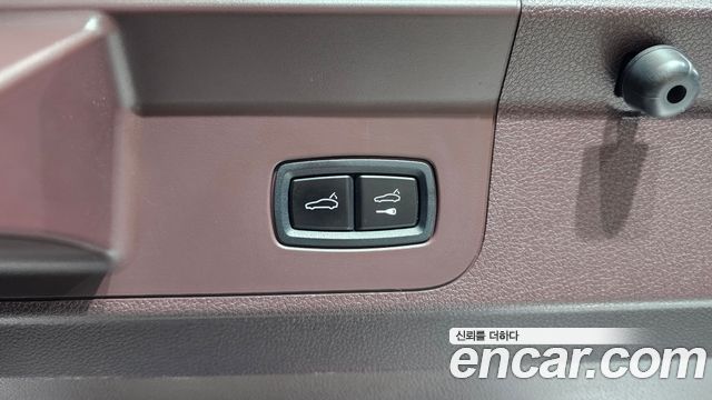 Porsche Panamera 2018 — photo 17