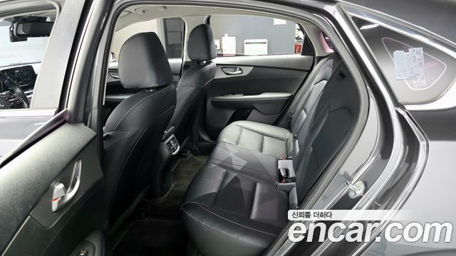Kia K3 2020 — photo 17