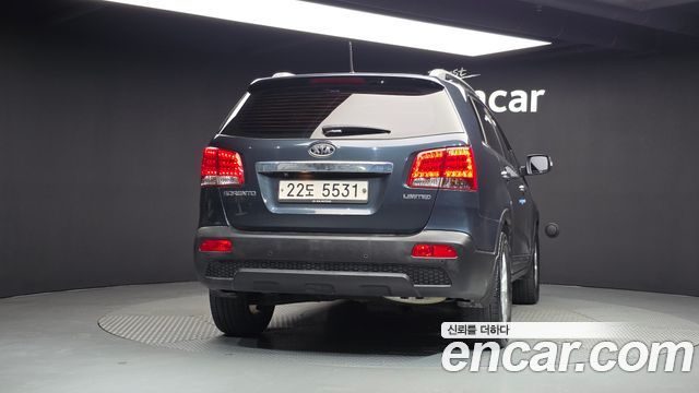 Kia Sorento 2012 — photo 4