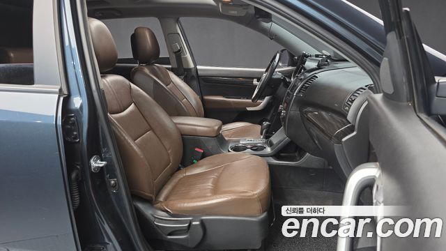 Kia Sorento 2012 — photo 11