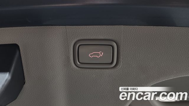 Kia Canival 2015 — photo 25