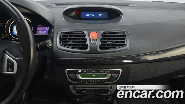 Renault Korea SM3 2015 — photo 19