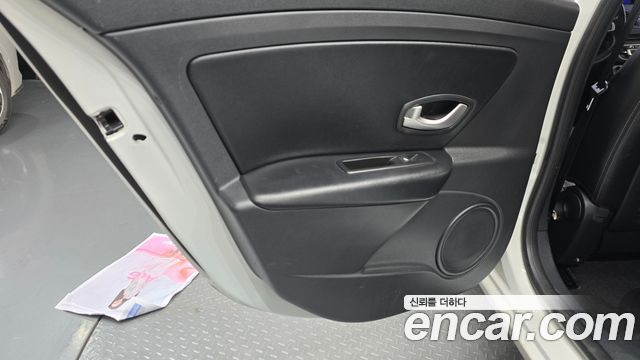 Renault Korea SM3 2015 — photo 15