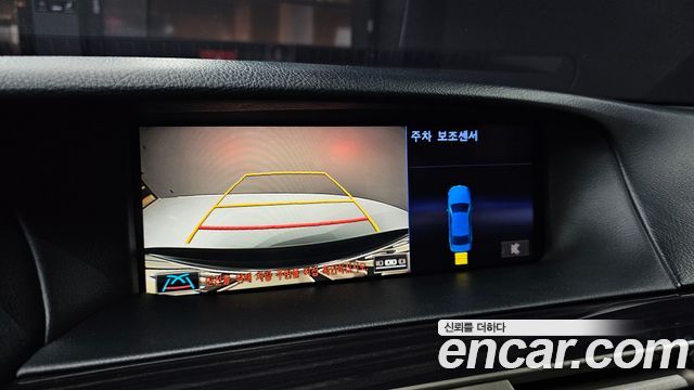 Lexus LS 2015 — photo 21