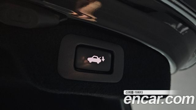 Lexus LS 2015 — photo 34