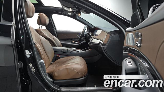 Mercedes-Benz S-Class 2018 — photo 16