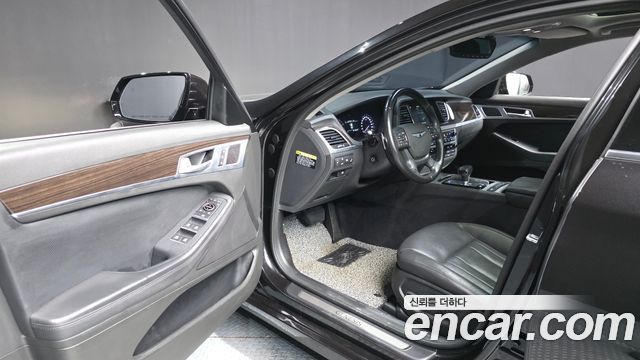 Genesis G80 2018 — photo 10