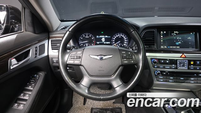 Genesis G80 2018 — photo 13