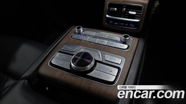 Kia K9 2022 — photo 25