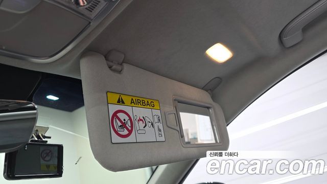 Kia K9 2022 — photo 32