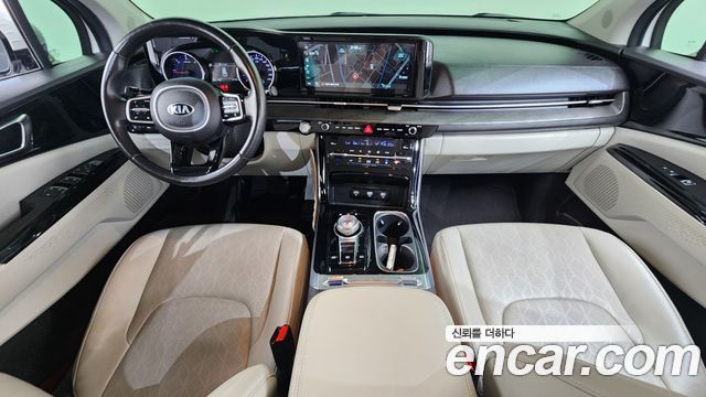 Kia Canival 2021 — photo 10