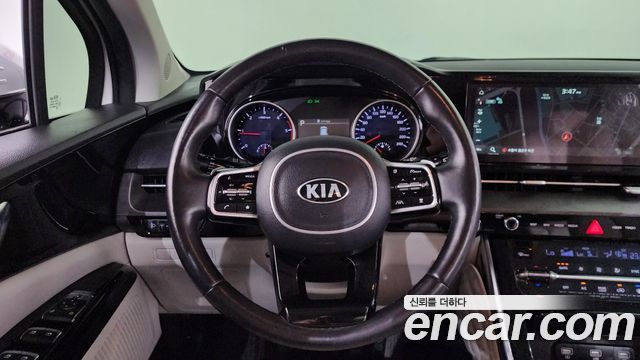 Kia Canival 2021 — photo 18
