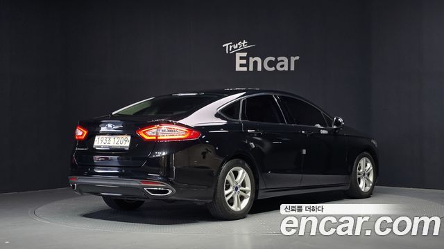 Ford Mondeo 2015 — photo 2