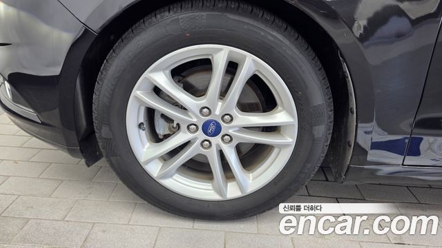 Ford Mondeo 2015 — photo 5