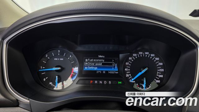 Ford Mondeo 2015 — photo 8