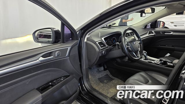 Ford Mondeo 2015 — photo 10