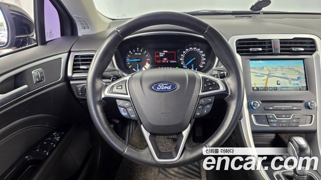 Ford Mondeo 2015 — photo 13